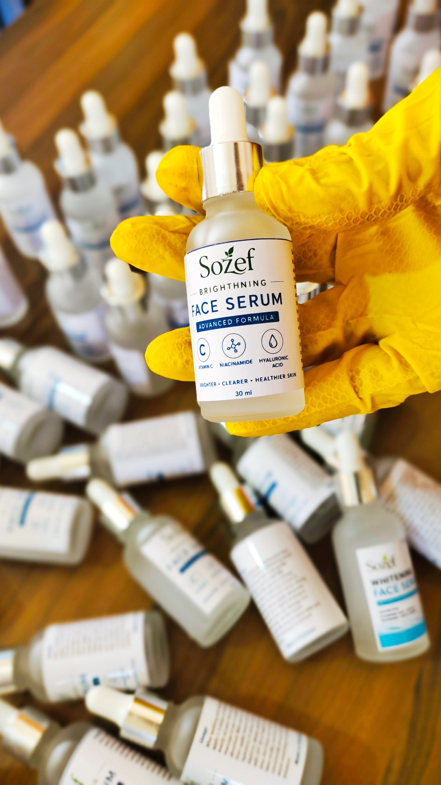 FACE WHITENING SERUM